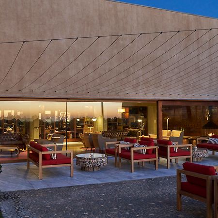 אלג'זור Praia Do Canal Nature Retreat - Small Luxury Hotels Of The World מראה חיצוני תמונה The hotel's bar