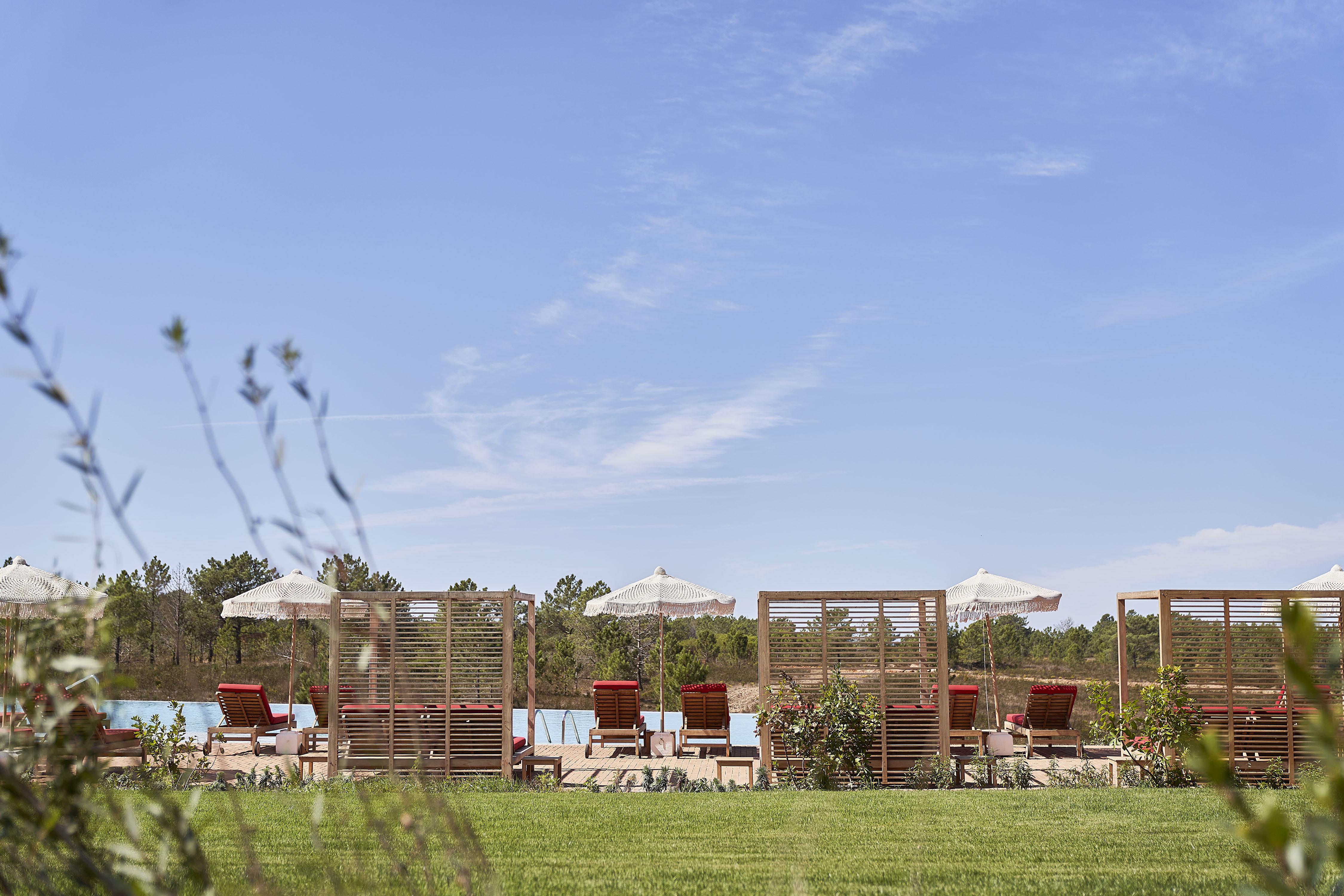 אלג'זור Praia Do Canal Nature Retreat - Small Luxury Hotels Of The World מראה חיצוני תמונה The beach at the resort
