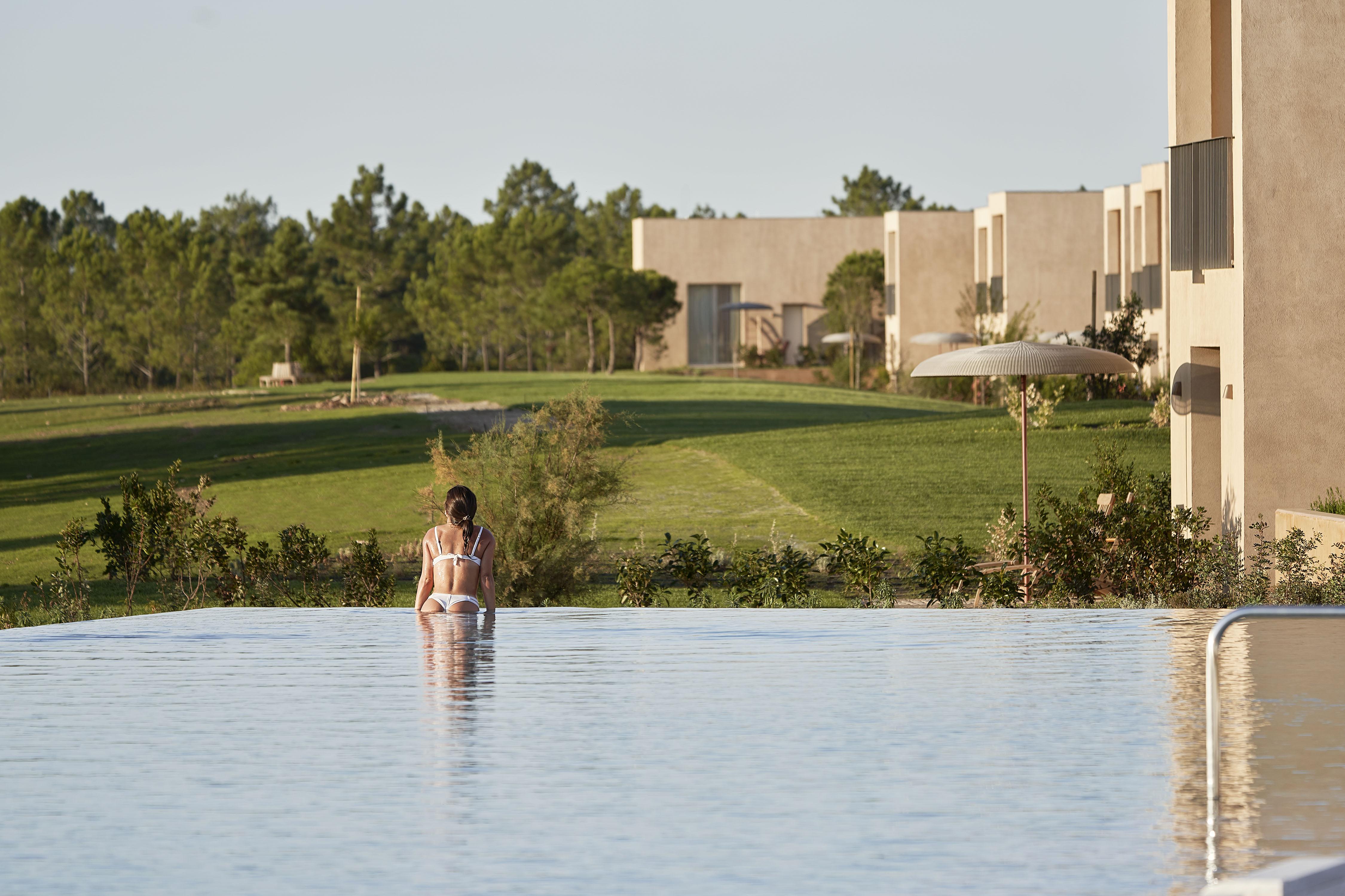 אלג'זור Praia Do Canal Nature Retreat - Small Luxury Hotels Of The World מראה חיצוני תמונה Golf course at Porto Cervo Resort