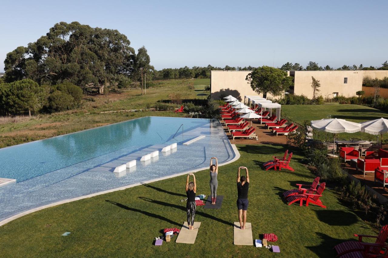 אלג'זור Praia Do Canal Nature Retreat - Small Luxury Hotels Of The World מראה חיצוני תמונה The pool at the hotel
