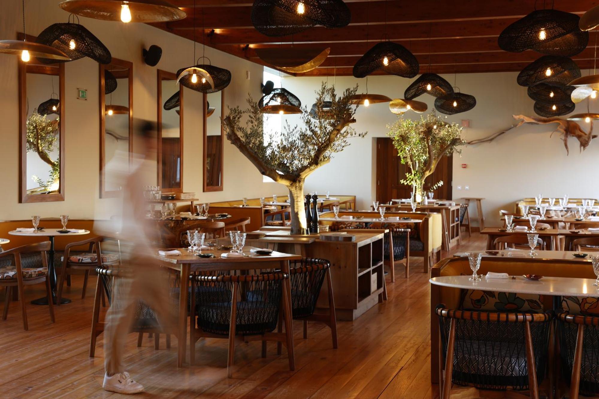 אלג'זור Praia Do Canal Nature Retreat - Small Luxury Hotels Of The World מראה חיצוני תמונה Interior of the restaurant