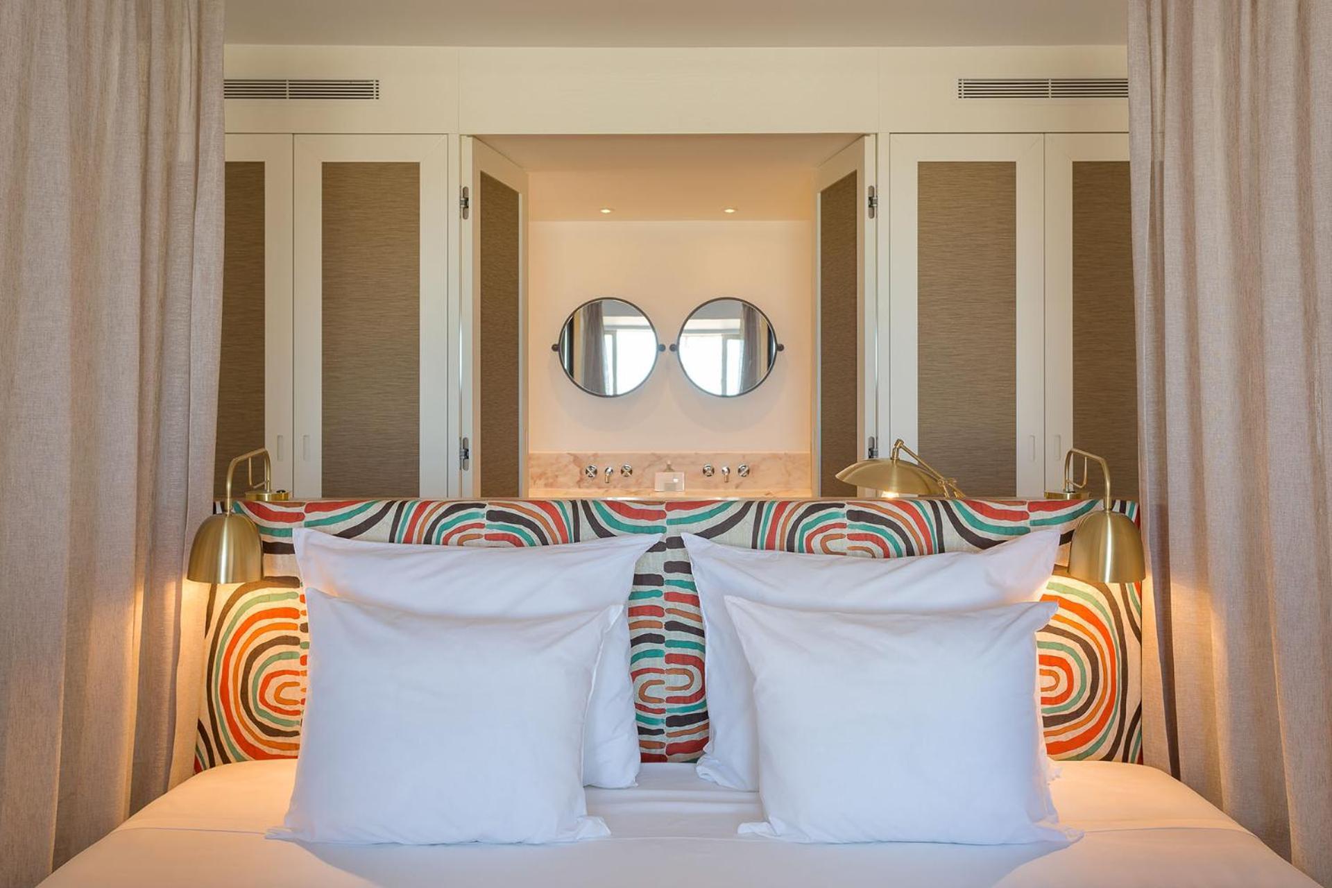 אלג'זור Praia Do Canal Nature Retreat - Small Luxury Hotels Of The World מראה חיצוני תמונה A bedroom at the hotel